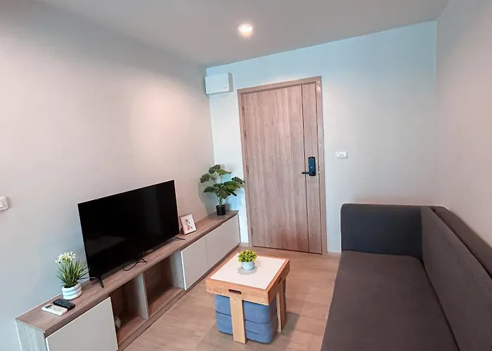 Luxury Near On Nut Bts Station With Swimming Pool