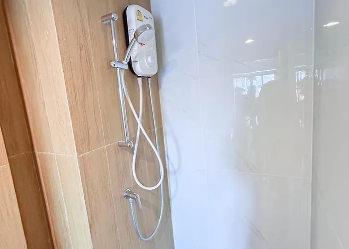 Luxury Near On Nut Bts Station With Swimming Pool