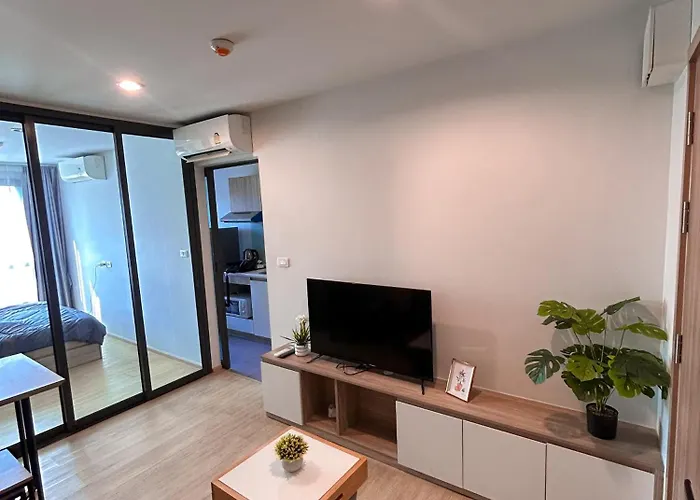 Luxury Near On Nut Bts Station With Swimming Pool Apartment Bangkok