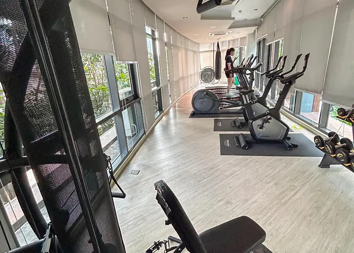 Apartment Luxury Near On Nut Bts Station With Swimming Pool
