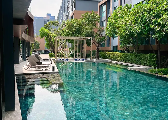 Luxury Near On Nut Bts Station With Swimming Pool * Bangkok